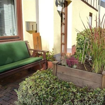 Ferienhaus Am Marktplatz Oberheimbach Esterno foto