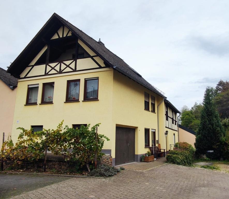 Ferienhaus Am Marktplatz Oberheimbach Esterno foto